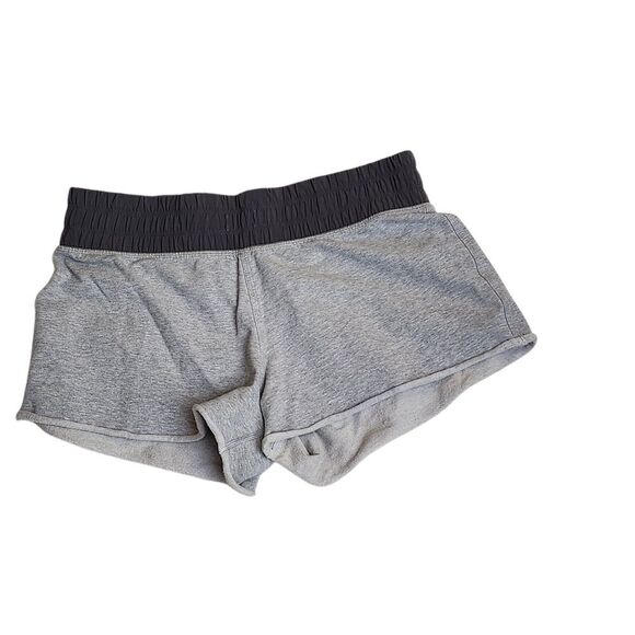 Lululemon‎ Womens Gray Shorty Shorts Wide Waistband Sz Sm - Picture 4 of 7